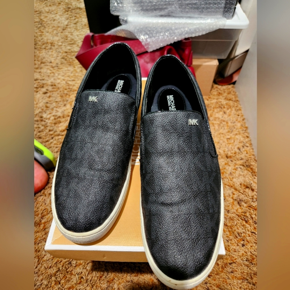 Michael Kors size 12 women's